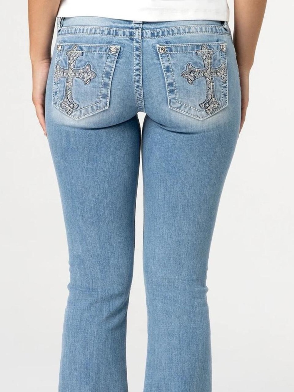 Light Blue Embroidered Pocket Women’s Jeans
